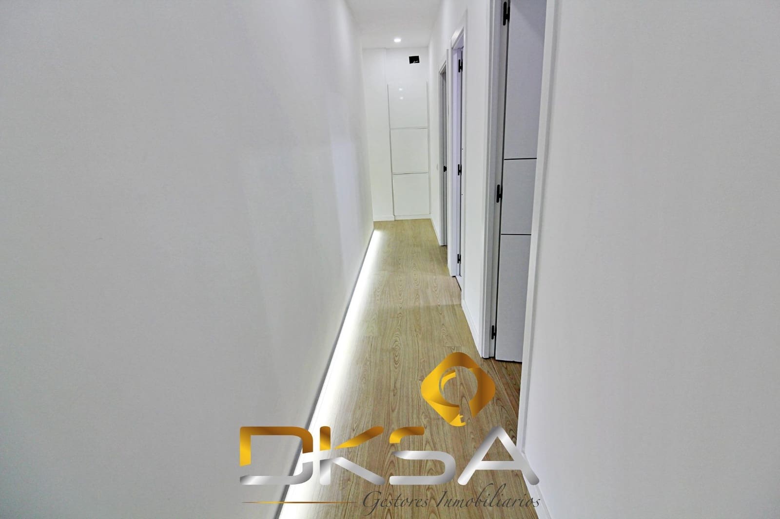 3 slaapkamer Flat te koop in Vila-real - € 115.000 (Ref: 9805824)