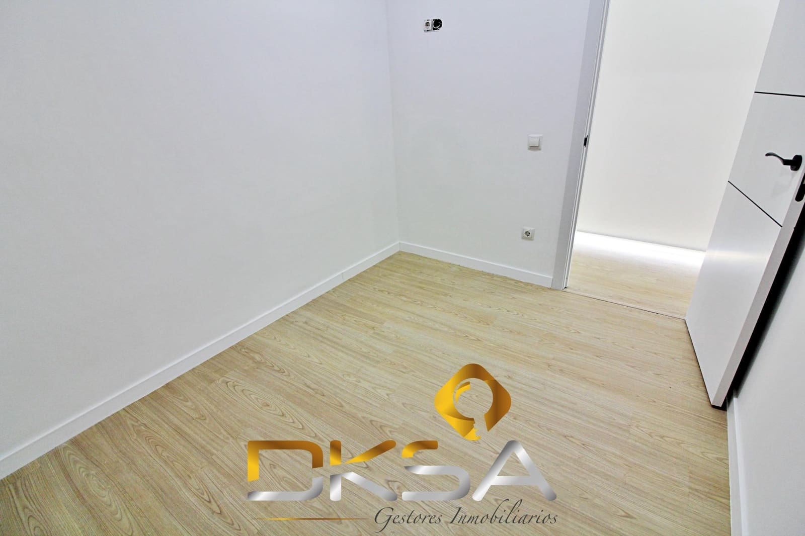 3 slaapkamer Flat te koop in Vila-real - € 115.000 (Ref: 9805824)