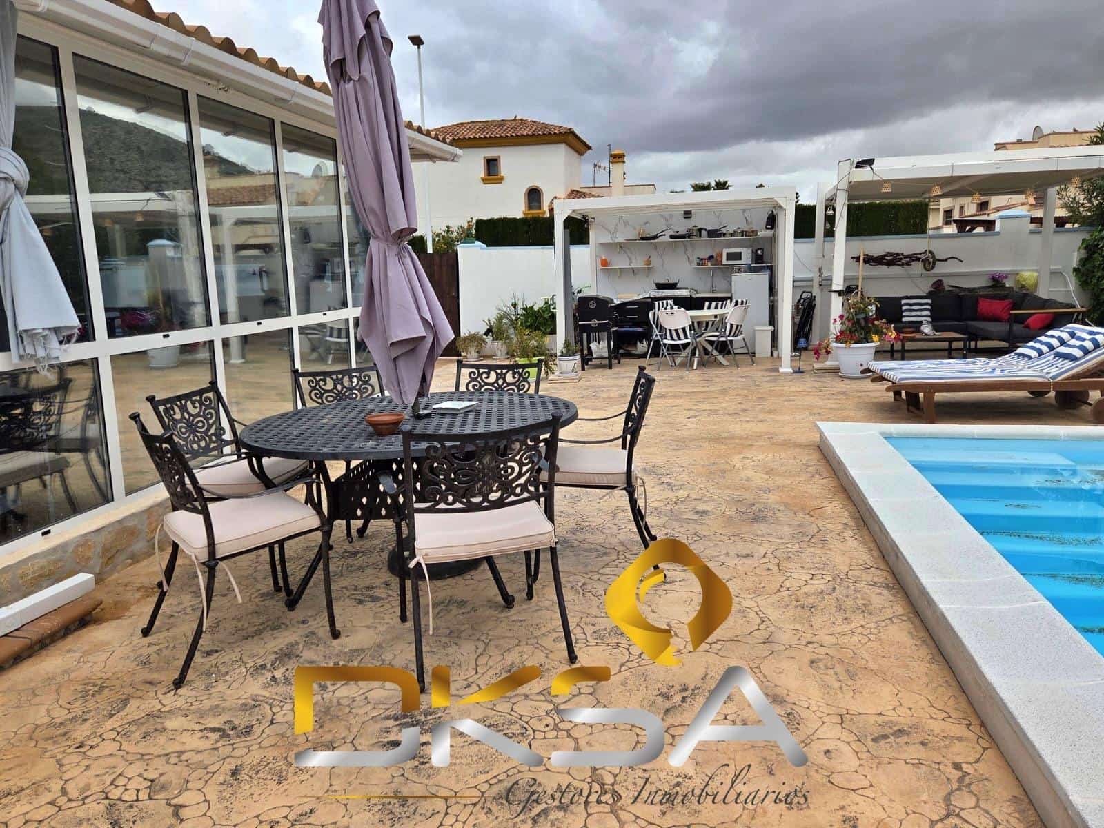 3 makuuhuone Huvila myytävänä paikassa Hondon de las Nieves mukana uima-altaan - 265 000 € (Ref: 9805826)