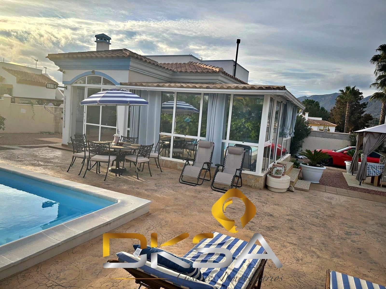 3 makuuhuone Huvila myytävänä paikassa Hondon de las Nieves mukana uima-altaan - 265 000 € (Ref: 9805826)