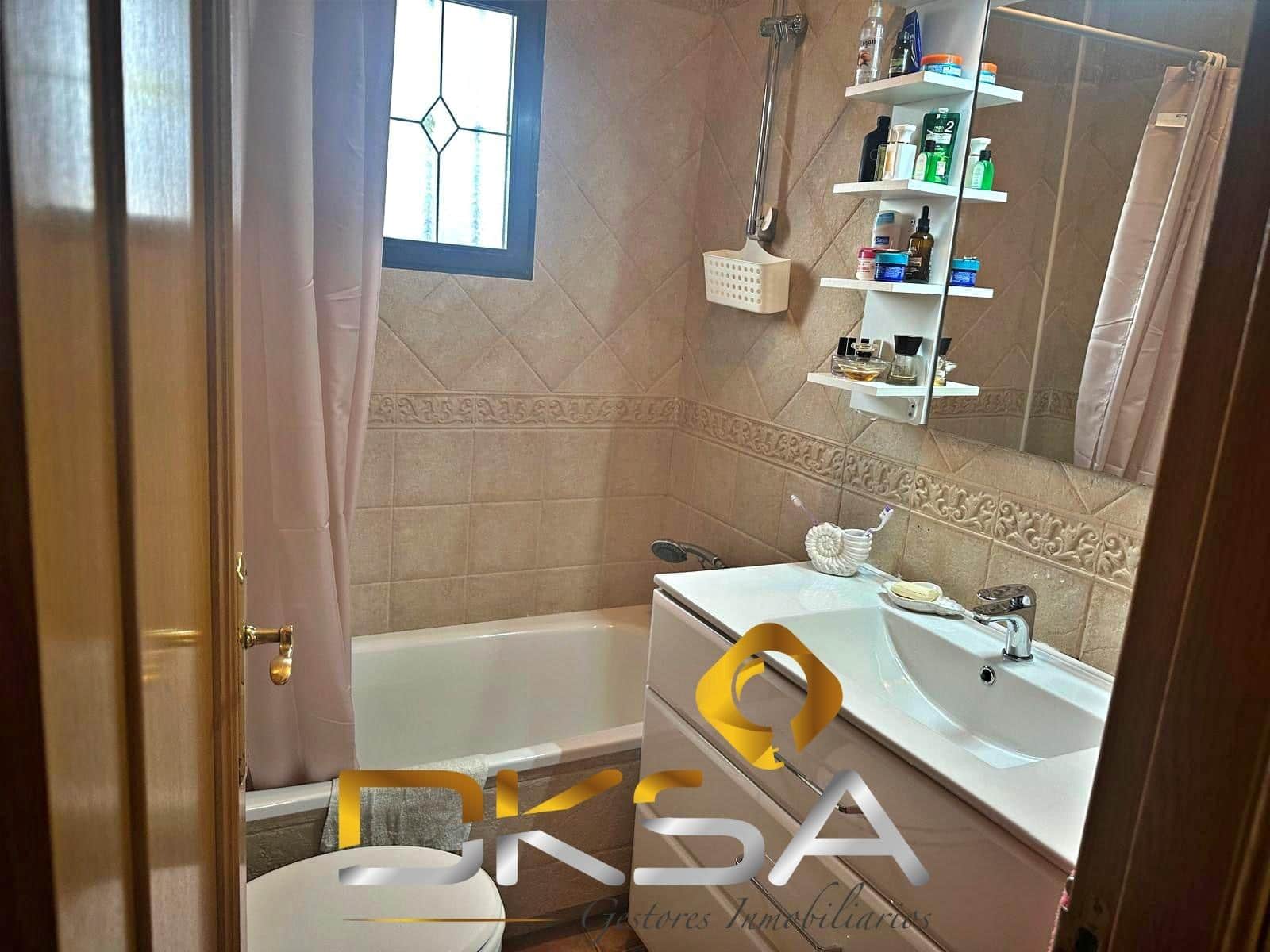 3 makuuhuone Huvila myytävänä paikassa Hondon de las Nieves mukana uima-altaan - 265 000 € (Ref: 9805826)