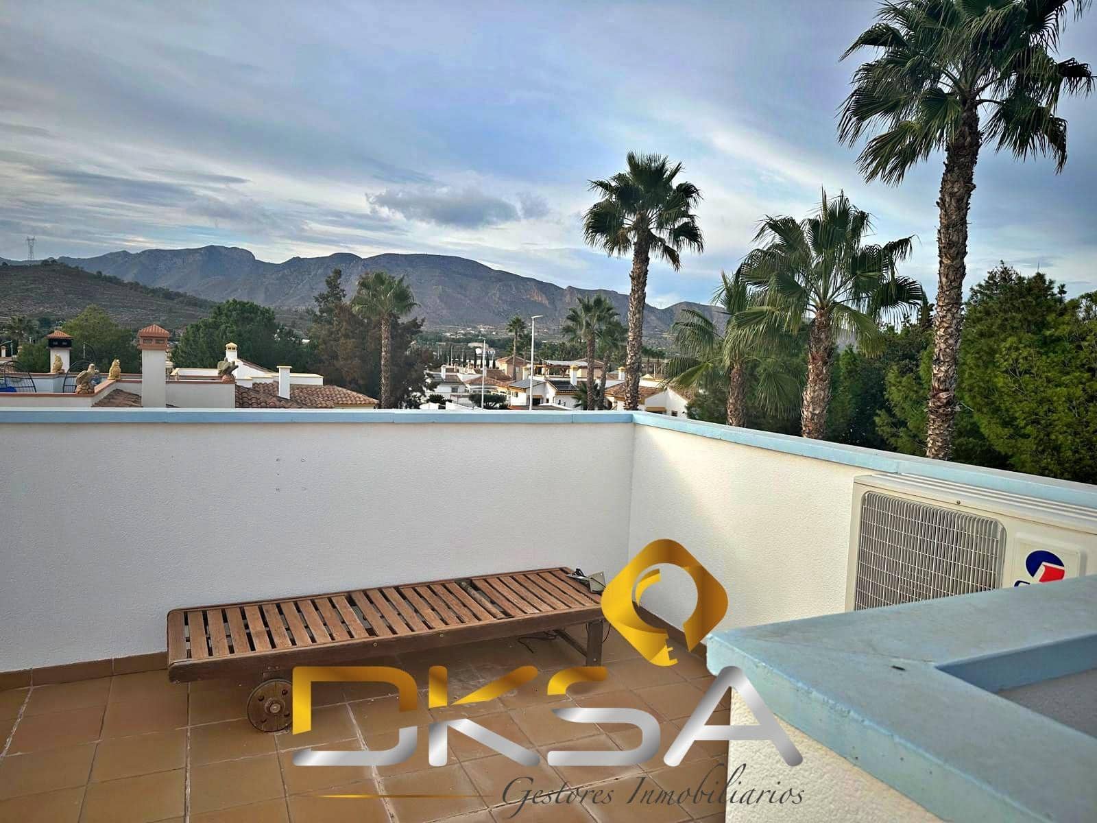 3 makuuhuone Huvila myytävänä paikassa Hondon de las Nieves mukana uima-altaan - 265 000 € (Ref: 9805826)