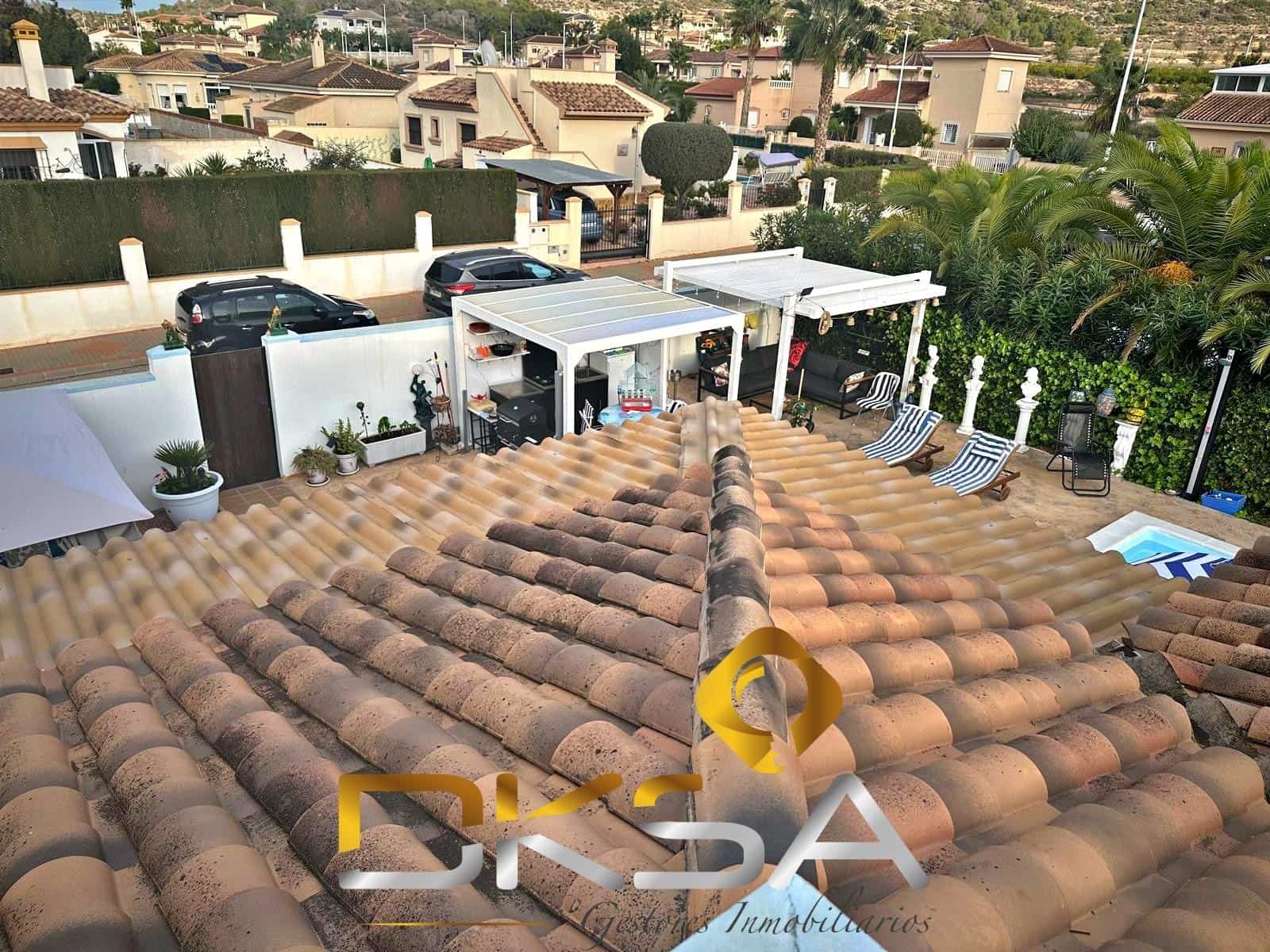 3 makuuhuone Huvila myytävänä paikassa Hondon de las Nieves mukana uima-altaan - 265 000 € (Ref: 9805826)