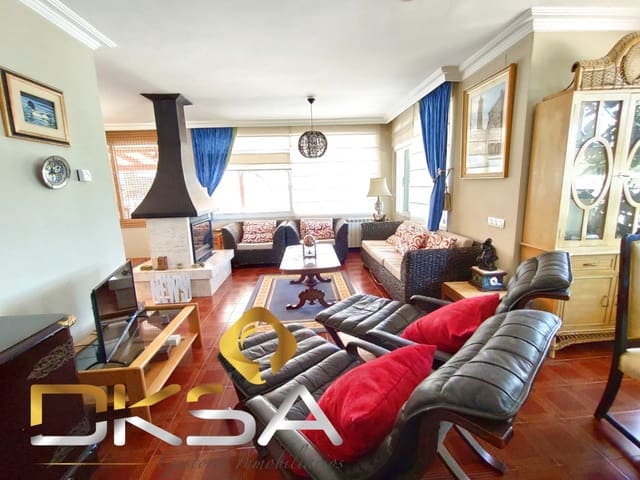 4 sovrum Villa till salu i Benicàssim med pool garage - 540 000 € (Ref: 9807901)