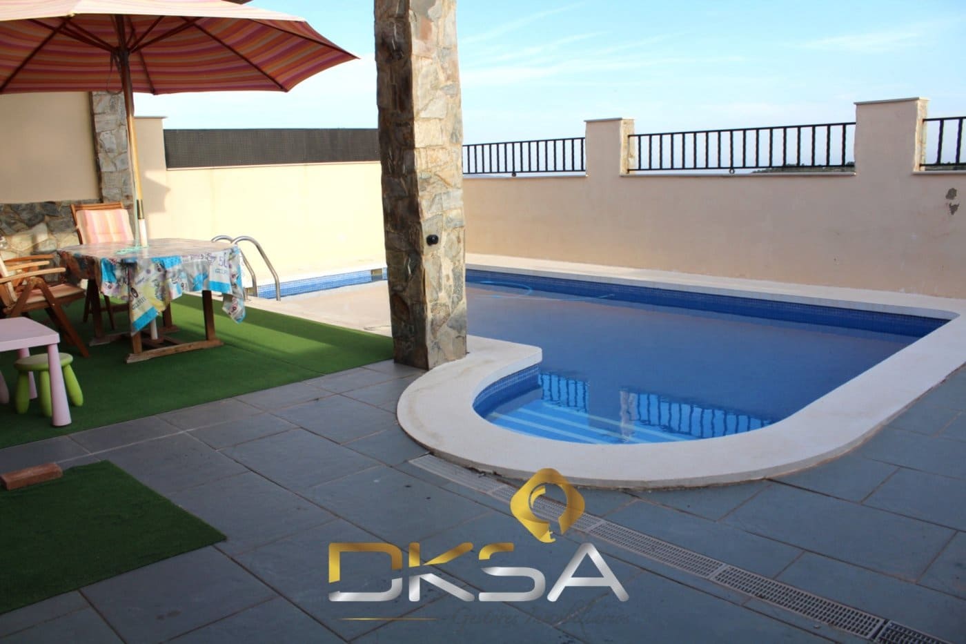 4 camera da letto Villetta Bifamiliare in vendita in Costur con piscina garage - 250.000 € (Rif: 9807902)