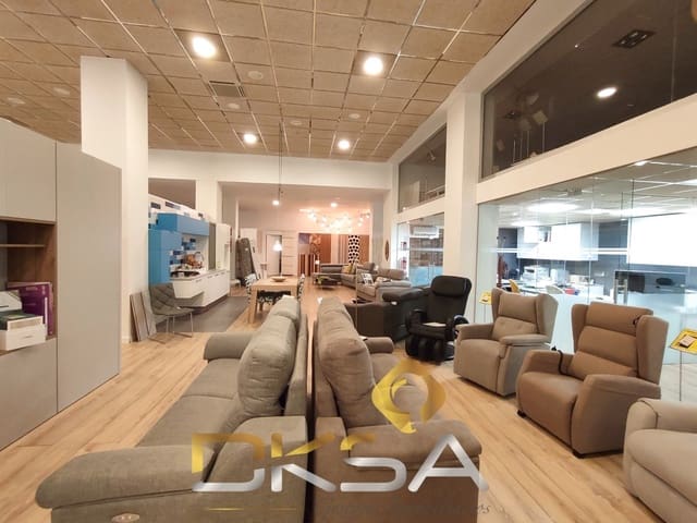 Kaupallinen myytävänä paikassa Vila-real - 390 000 € (Ref: 9807909)