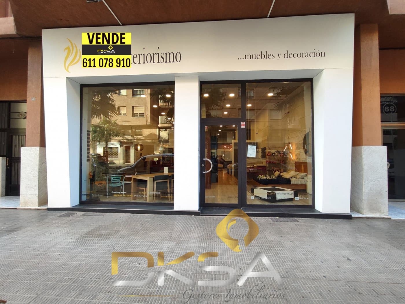 Kaupallinen myytävänä paikassa Vila-real - 390 000 € (Ref: 9807909)