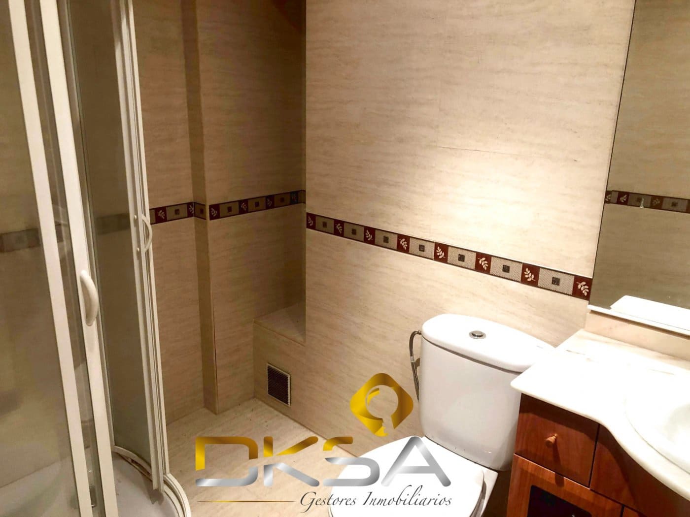 5 Zimmer Doppelhaus zu verkaufen in Benicassim mit Pool Garage - 460.000 € (Ref: 9807910)