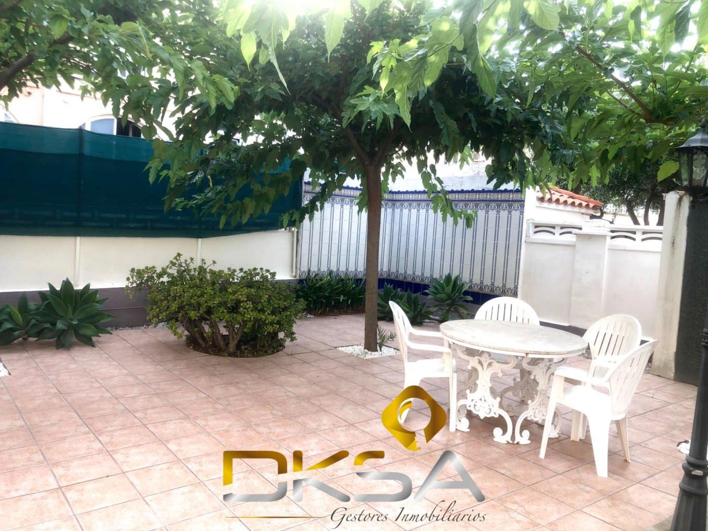 5 Zimmer Doppelhaus zu verkaufen in Benicassim mit Pool Garage - 460.000 € (Ref: 9807910)