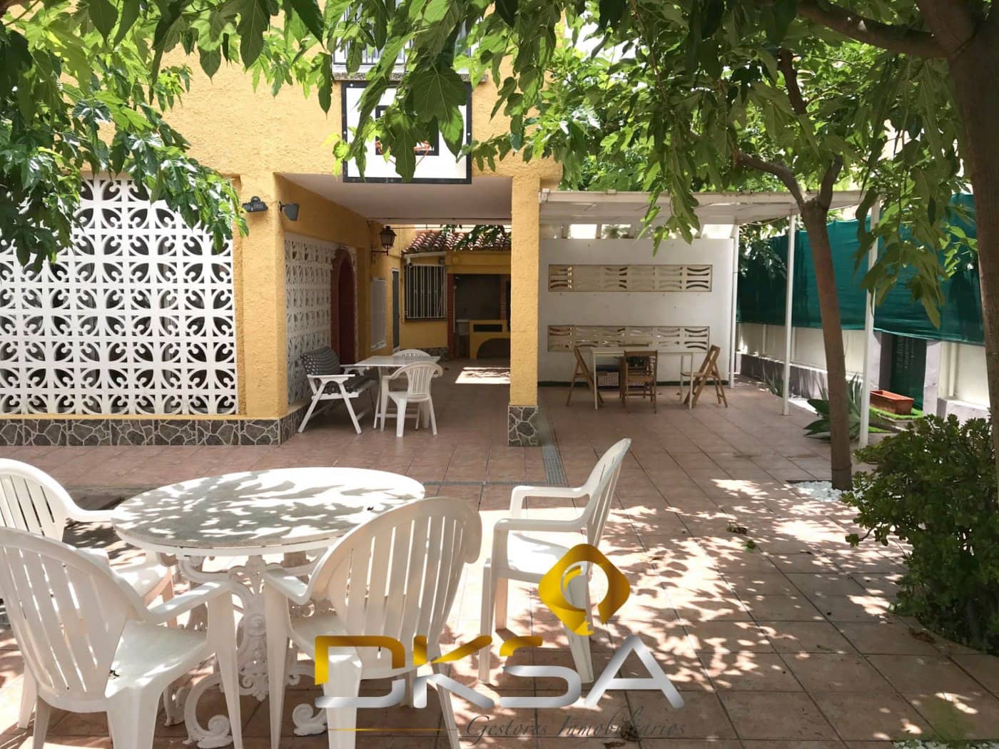 5 Zimmer Doppelhaus zu verkaufen in Benicassim mit Pool Garage - 460.000 € (Ref: 9807910)