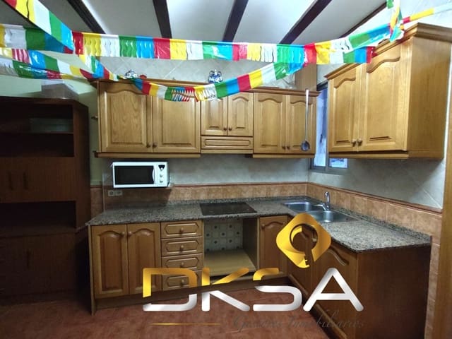 8 soverom Hus til salgs i Vila-real - € 125 000 (Ref: 9807911)