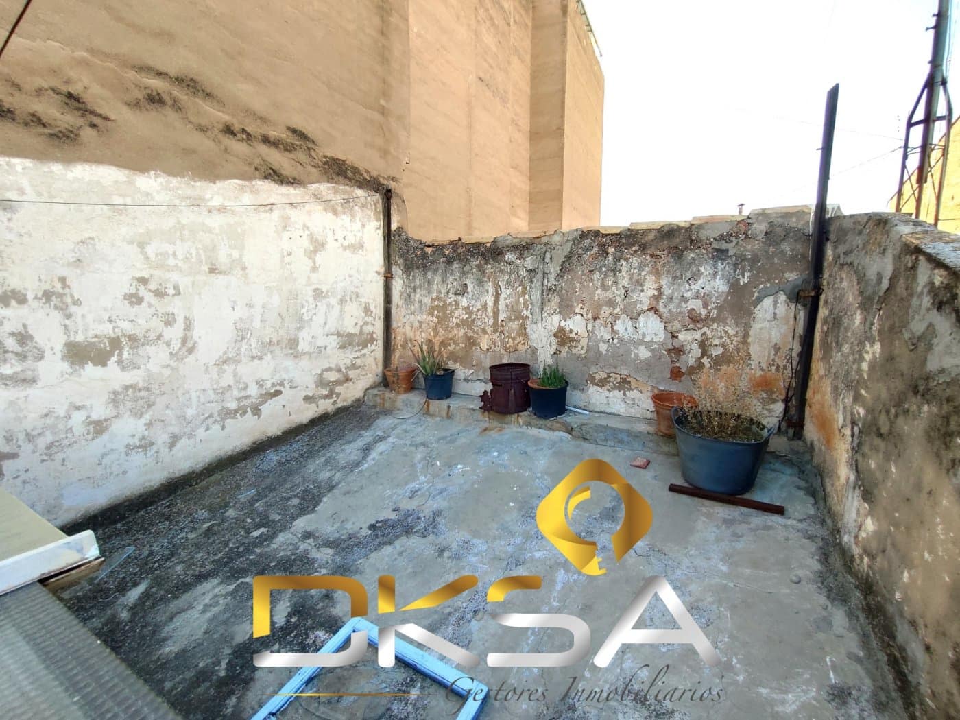 8 soverom Hus til salgs i Vila-real - € 125 000 (Ref: 9807911)