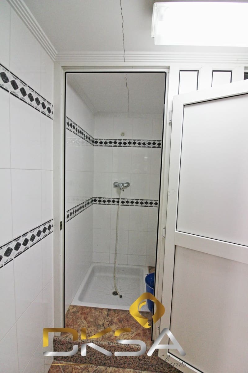 Kommersiell till salu i Onda - 180 000 € (Ref: 9807915)