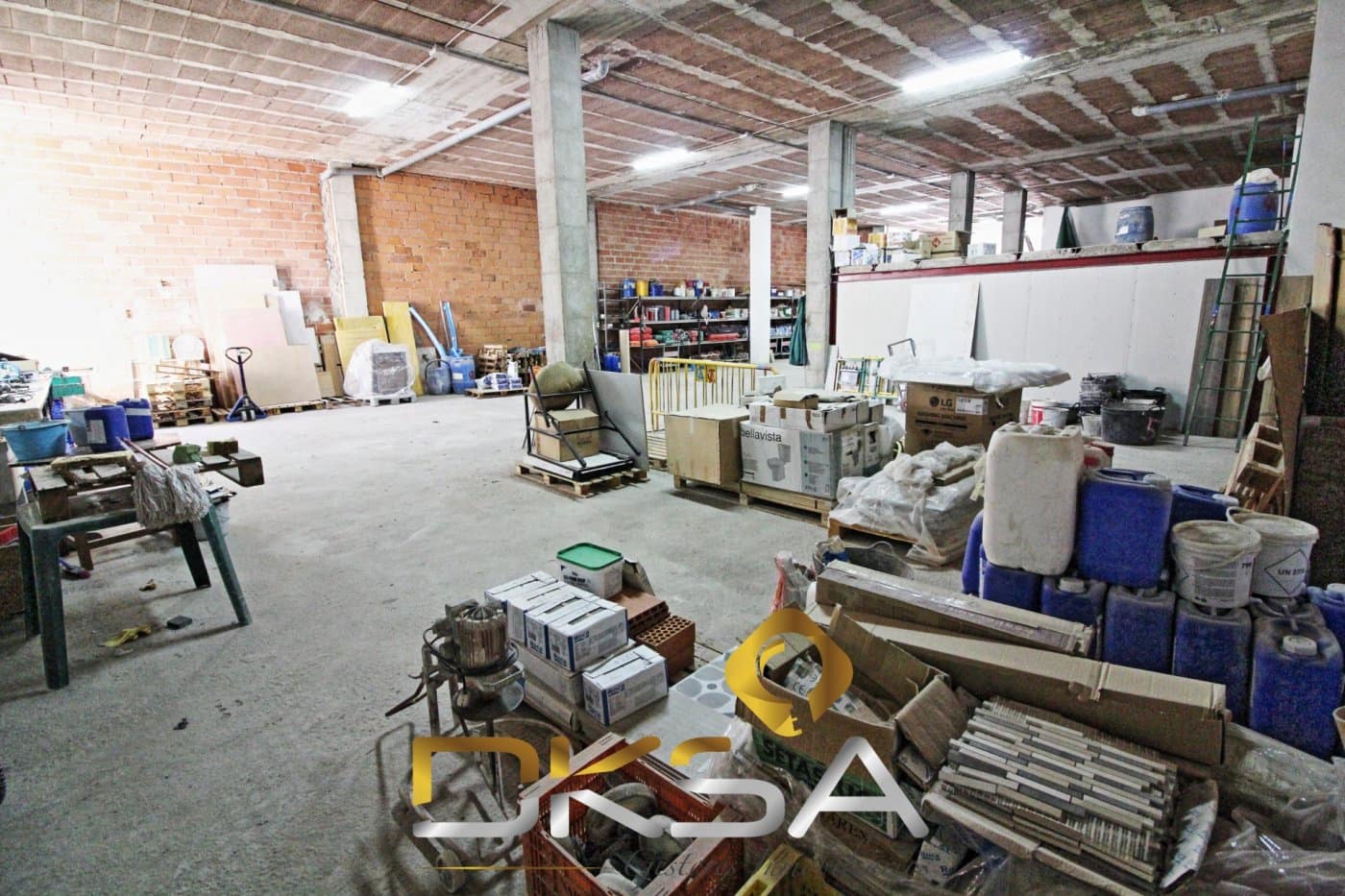 Kommersiell till salu i Onda - 180 000 € (Ref: 9807915)