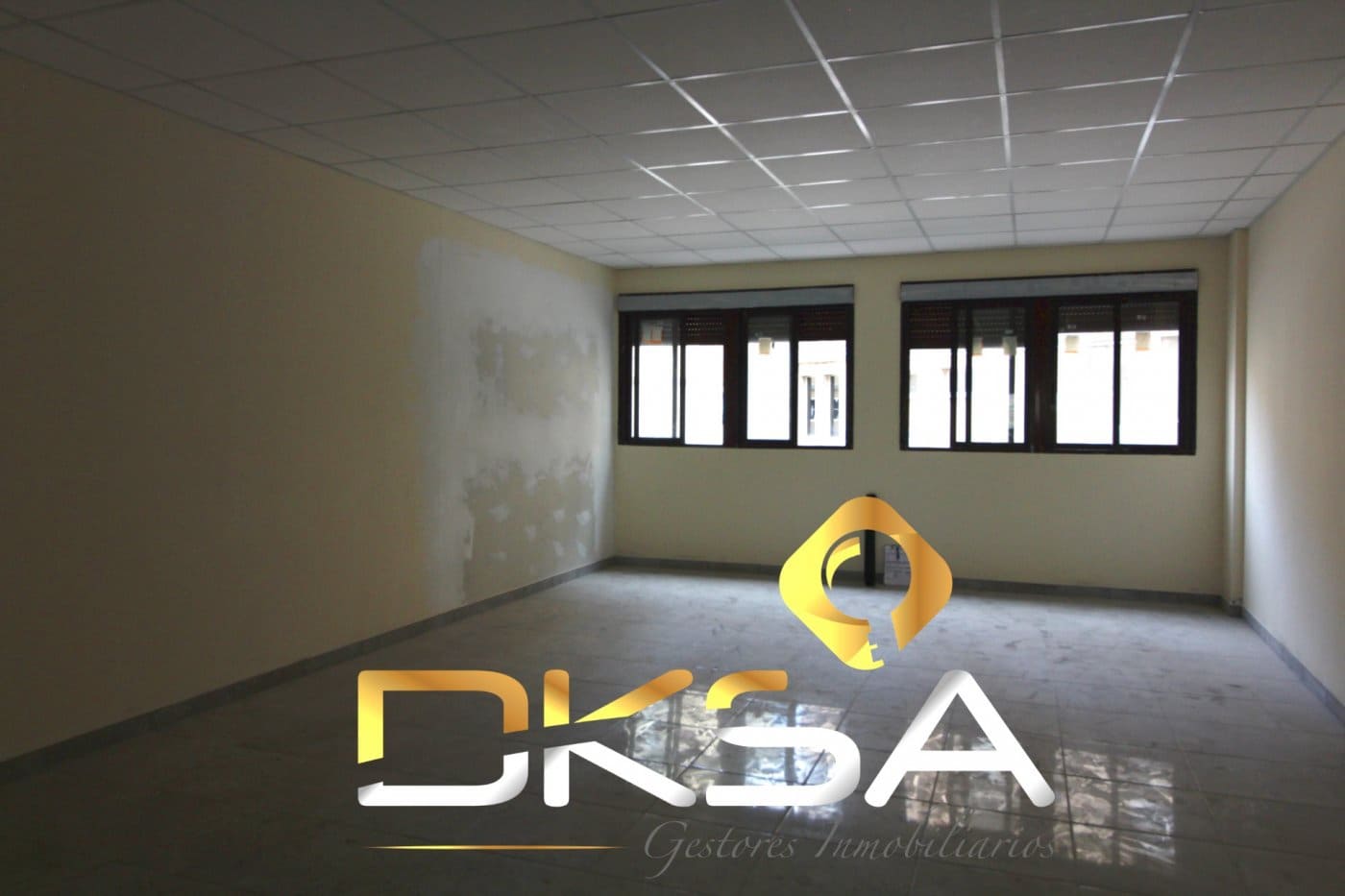 Commerciale da affittare in Vila-real - 400 € (Rif: 9807920)