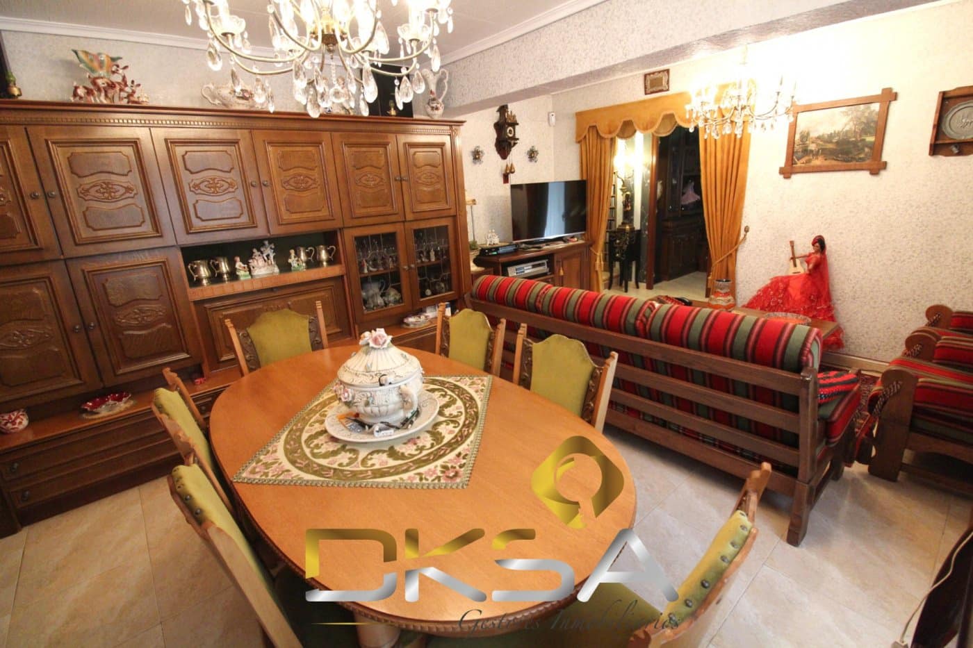 7 bedroom Villa for sale in Borriol with garage - € 340,000 (Ref: 9892297)