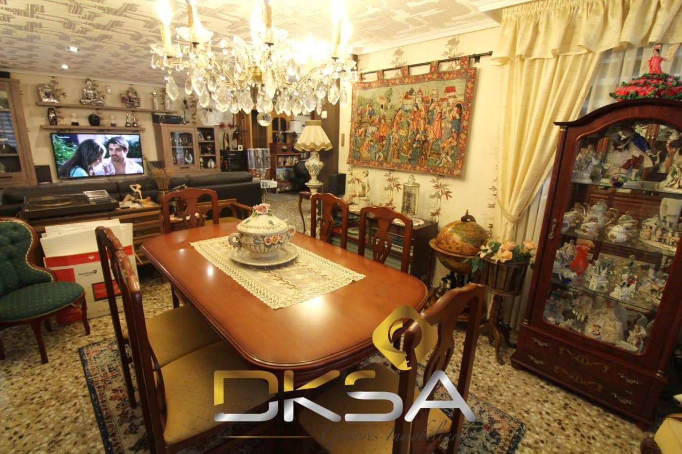7 bedroom Villa for sale in Borriol with garage - € 340,000 (Ref: 9892297)