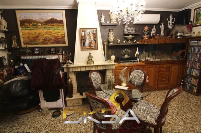 7 bedroom Villa for sale in Borriol with garage - € 340,000 (Ref: 9892297)