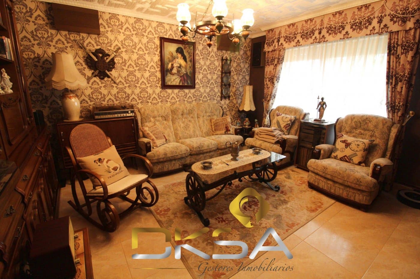 7 bedroom Villa for sale in Borriol with garage - € 340,000 (Ref: 9892297)