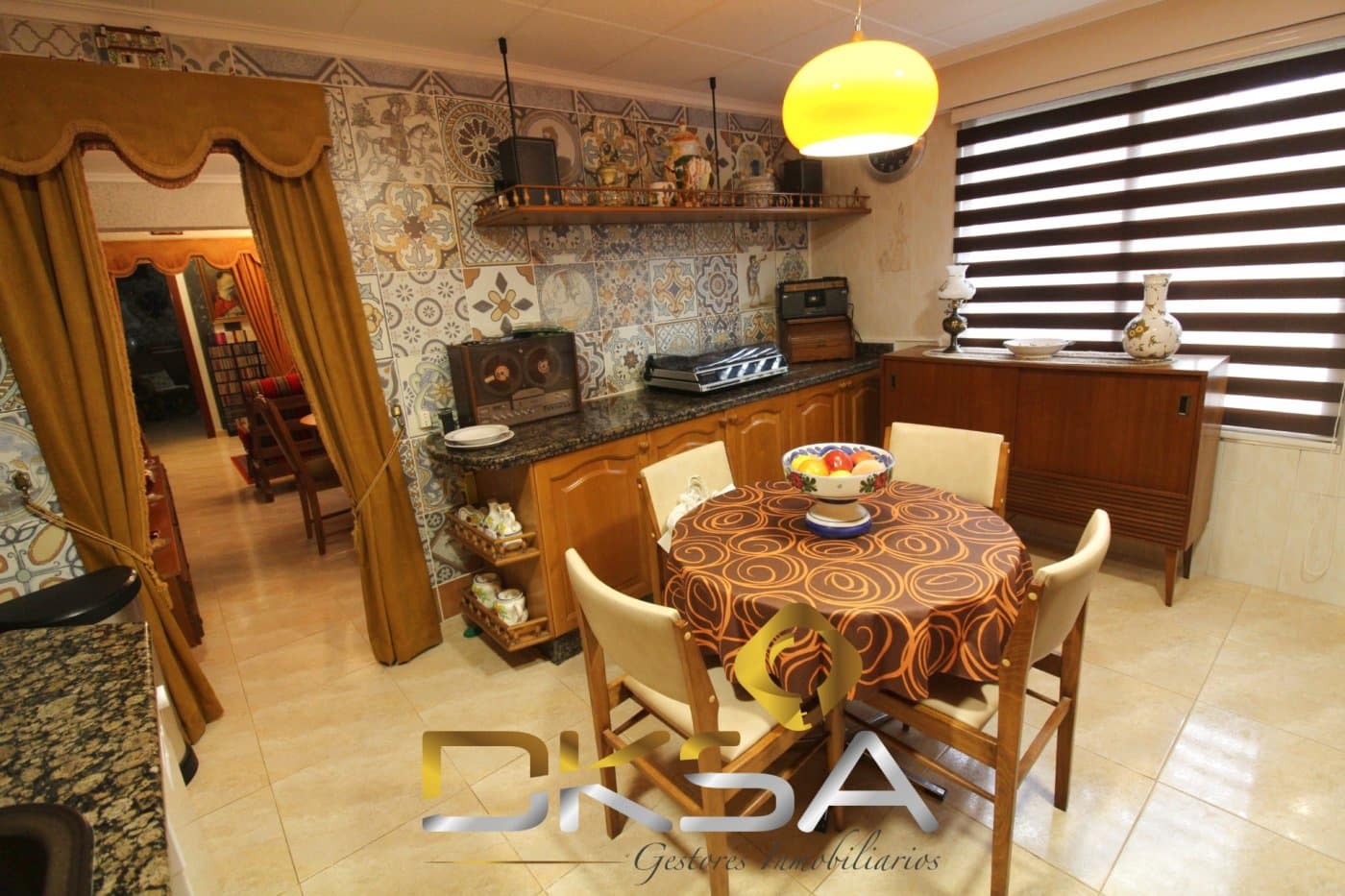 7 bedroom Villa for sale in Borriol with garage - € 340,000 (Ref: 9892297)