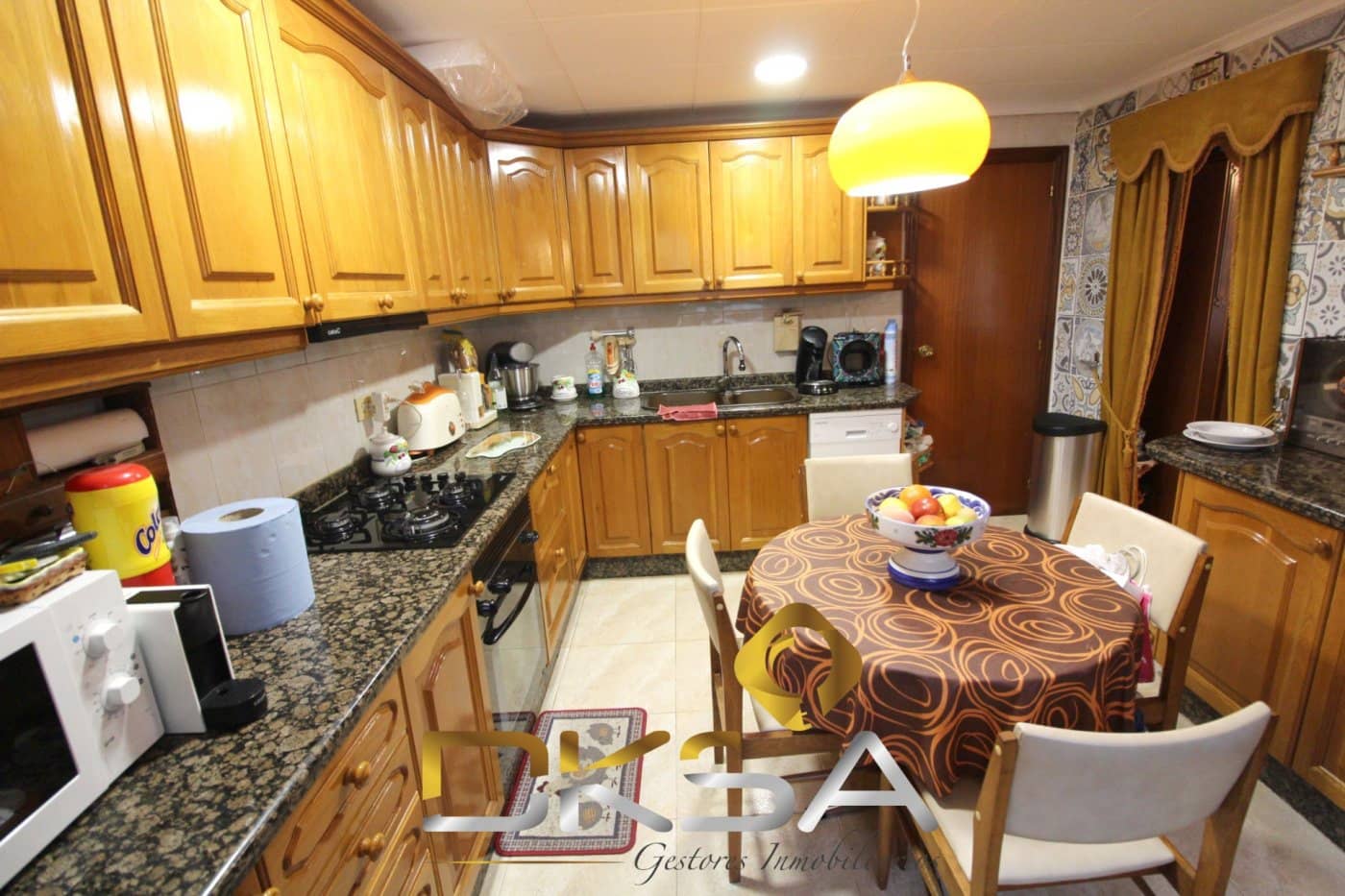 7 bedroom Villa for sale in Borriol with garage - € 340,000 (Ref: 9892297)