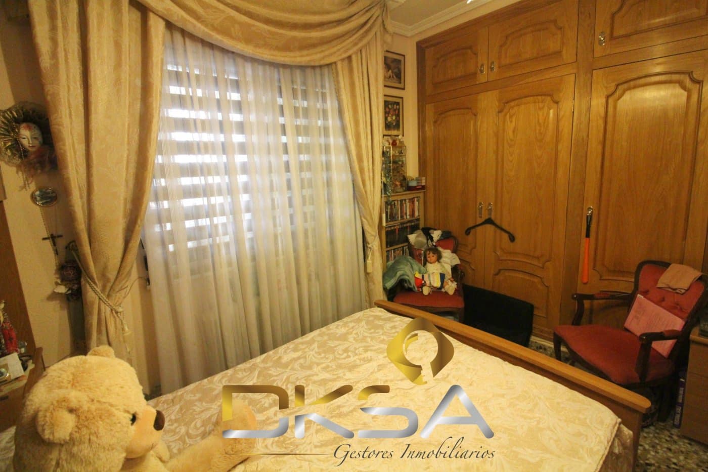7 bedroom Villa for sale in Borriol with garage - € 340,000 (Ref: 9892297)