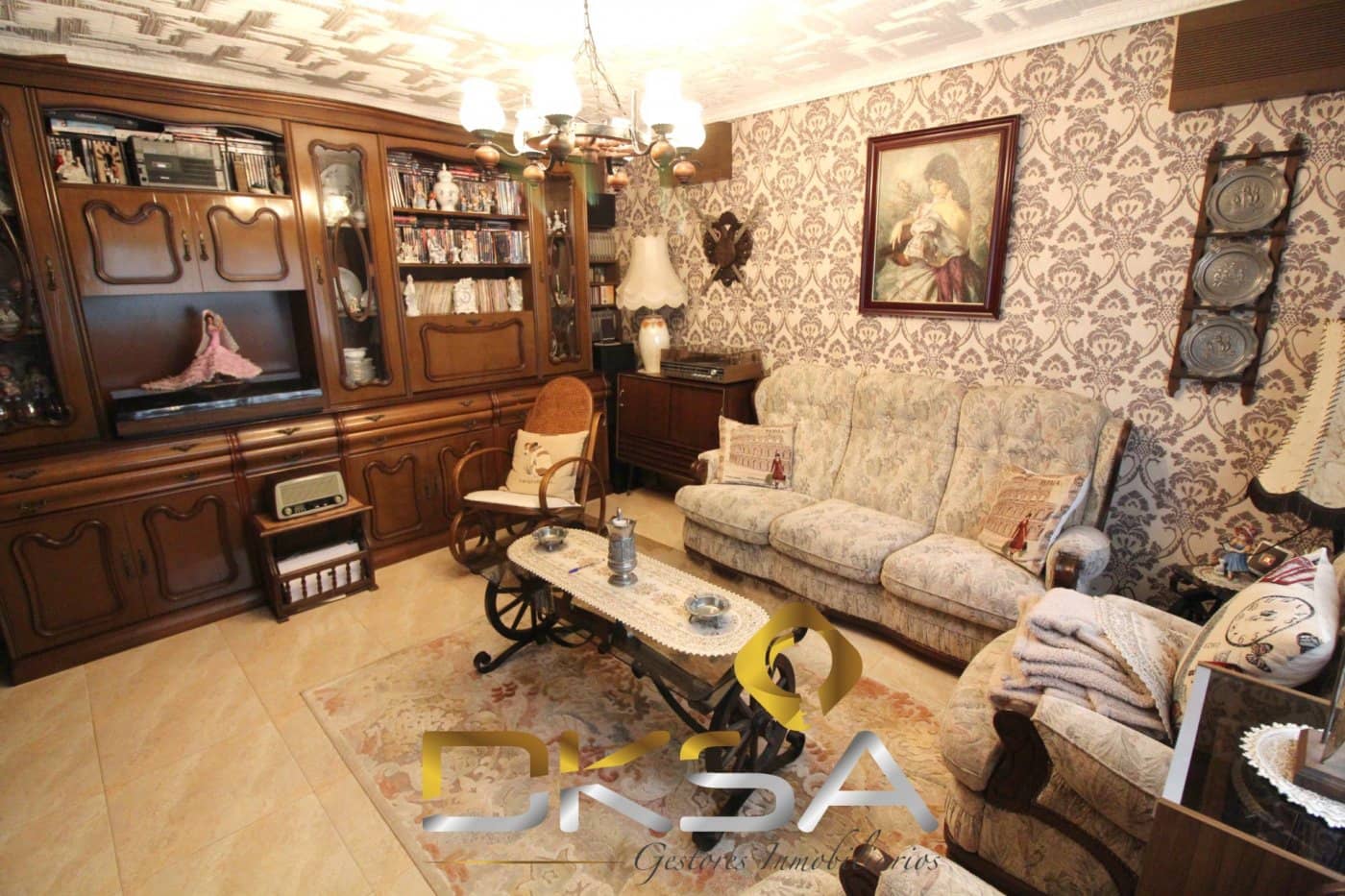 7 bedroom Villa for sale in Borriol with garage - € 340,000 (Ref: 9892297)
