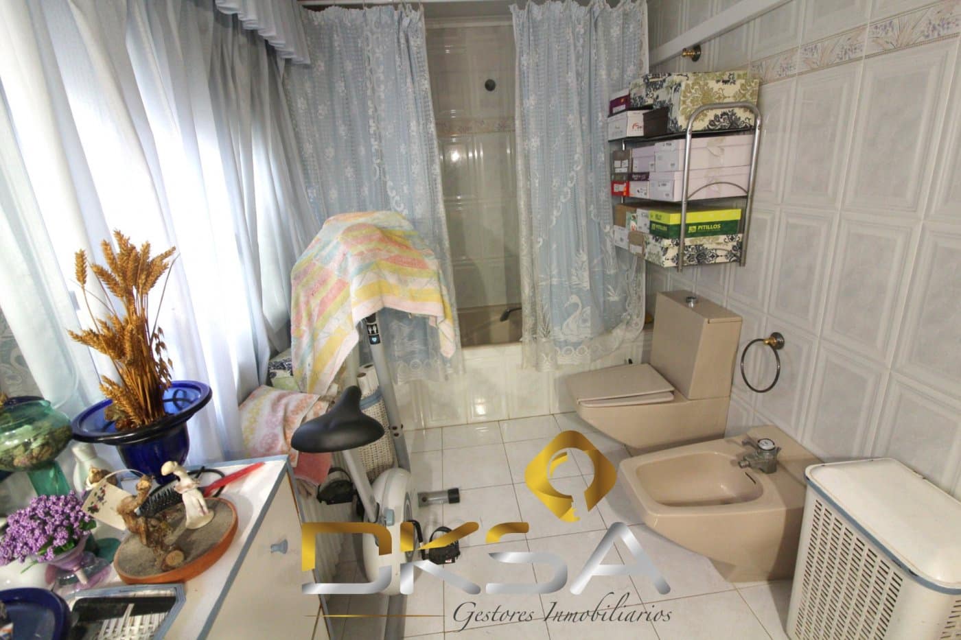 7 bedroom Villa for sale in Borriol with garage - € 340,000 (Ref: 9892297)