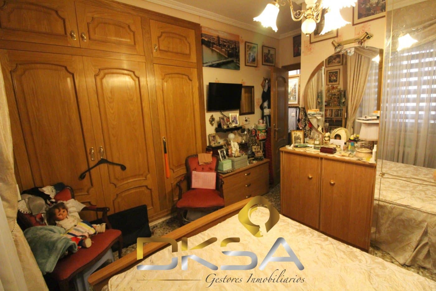 7 bedroom Villa for sale in Borriol with garage - € 340,000 (Ref: 9892297)