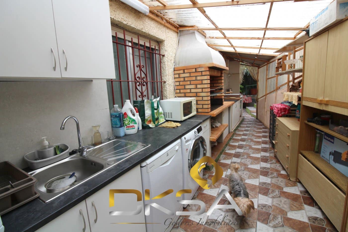 7 bedroom Villa for sale in Borriol with garage - € 340,000 (Ref: 9892297)