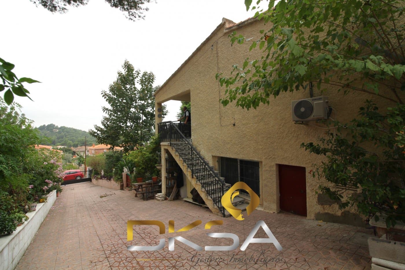 7 bedroom Villa for sale in Borriol with garage - € 340,000 (Ref: 9892297)
