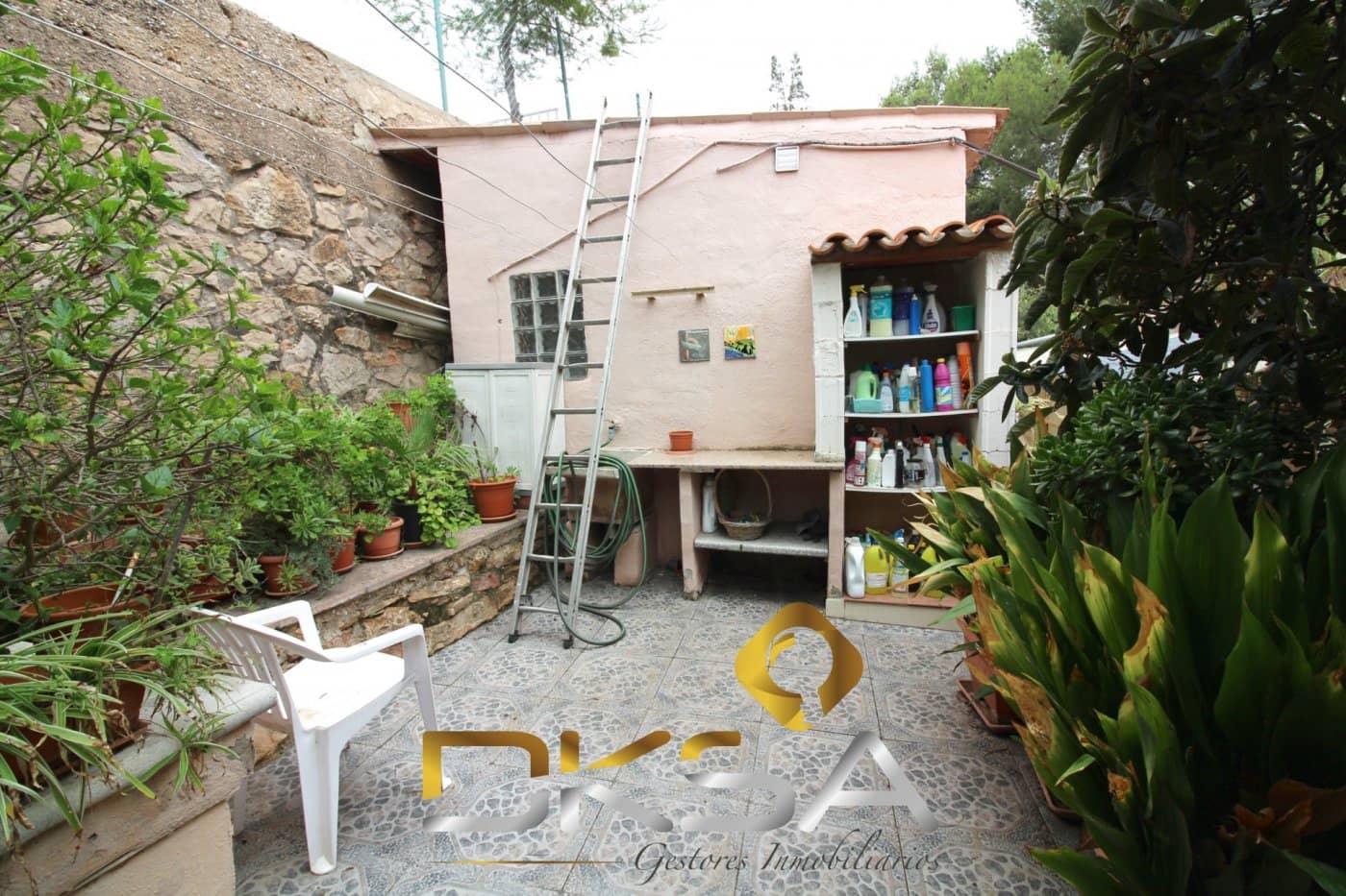 7 bedroom Villa for sale in Borriol with garage - € 340,000 (Ref: 9892297)