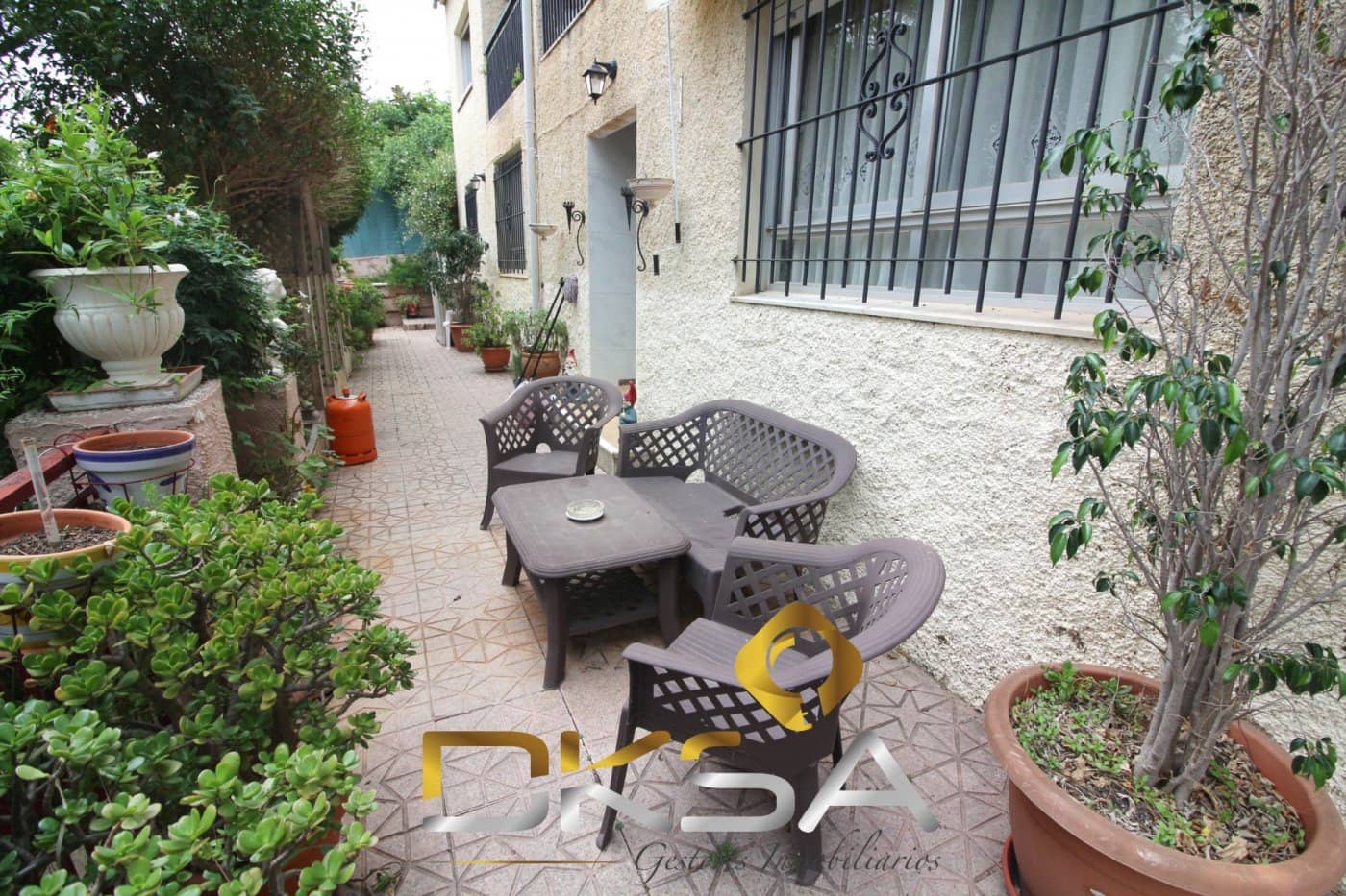 7 bedroom Villa for sale in Borriol with garage - € 340,000 (Ref: 9892297)
