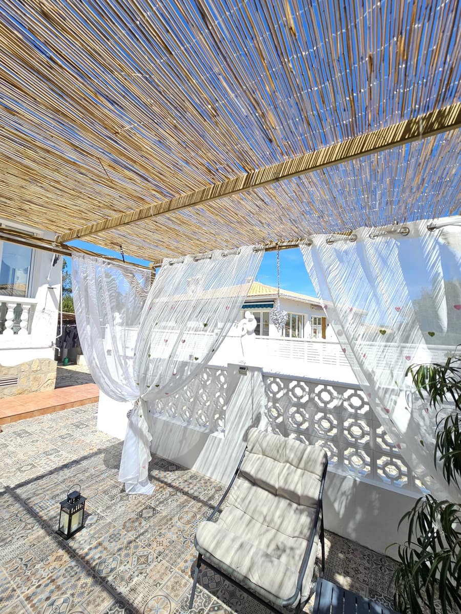 2 soverom Rekkehus til salgs i Rafol de Almunia med svømmebasseng garasje - € 219 000 (Ref: 9771936)