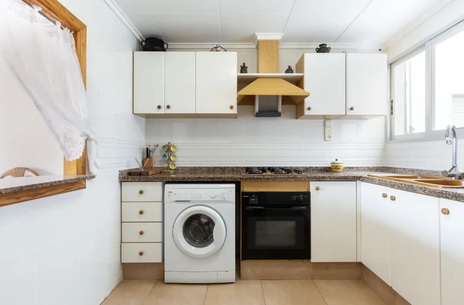 3 makuuhuone Ranta-asunto myytävänä paikassa Valencia kaupunki - 190 000 € (Ref: 9889581)