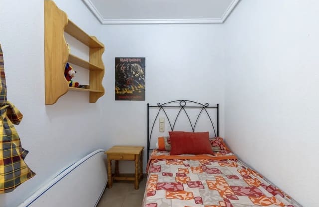 3 makuuhuone Ranta-asunto myytävänä paikassa Valencia kaupunki - 190 000 € (Ref: 9889581)