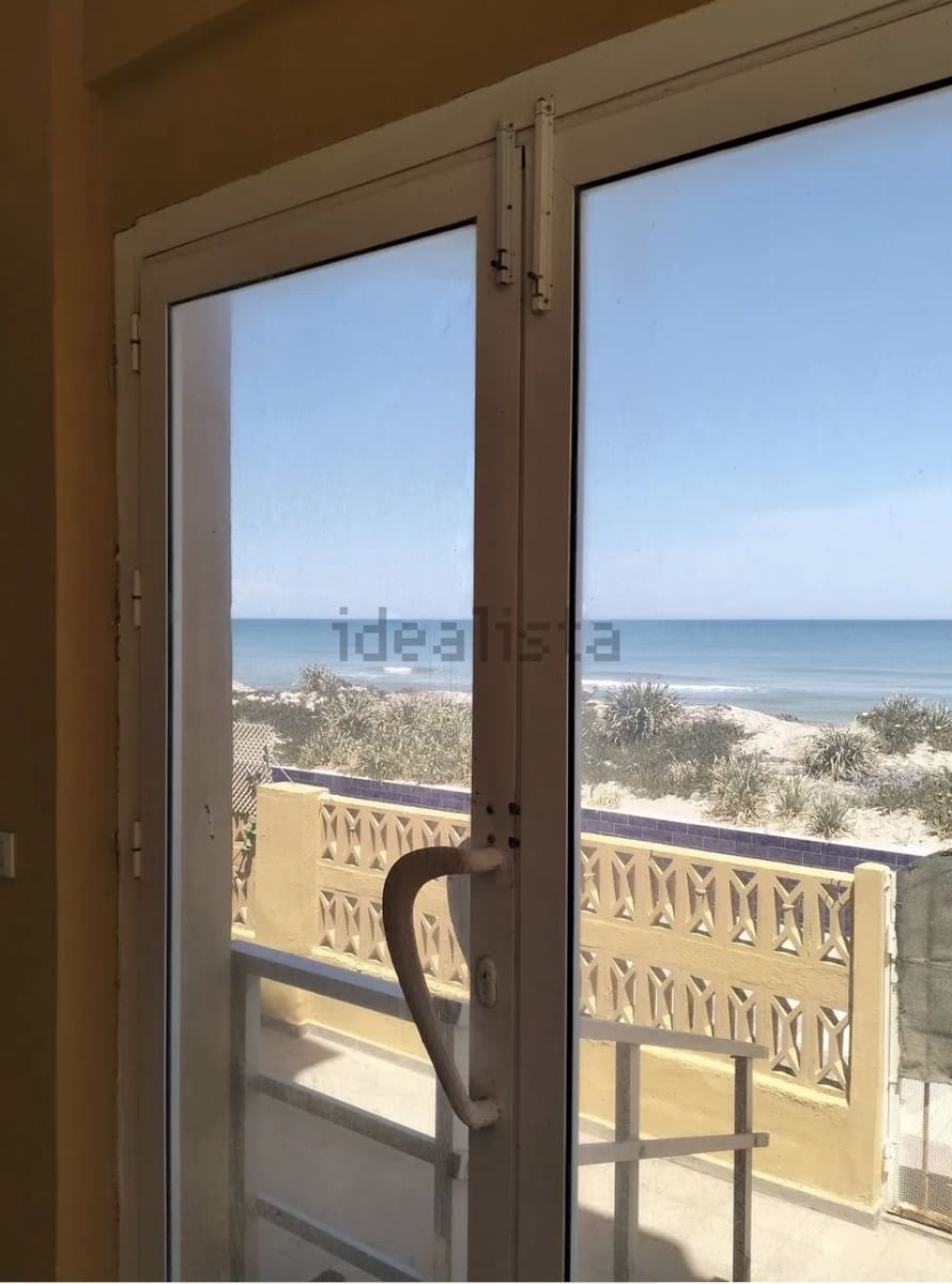 6 sovrum Semi-fristående Villa till salu i Valencia stad med garage - 475 000 € (Ref: 9894894)