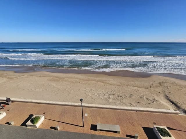 6 slaapkamer Halfvrijstaande villa te koop in Valencia stad met garage - € 475.000 (Ref: 9894894)