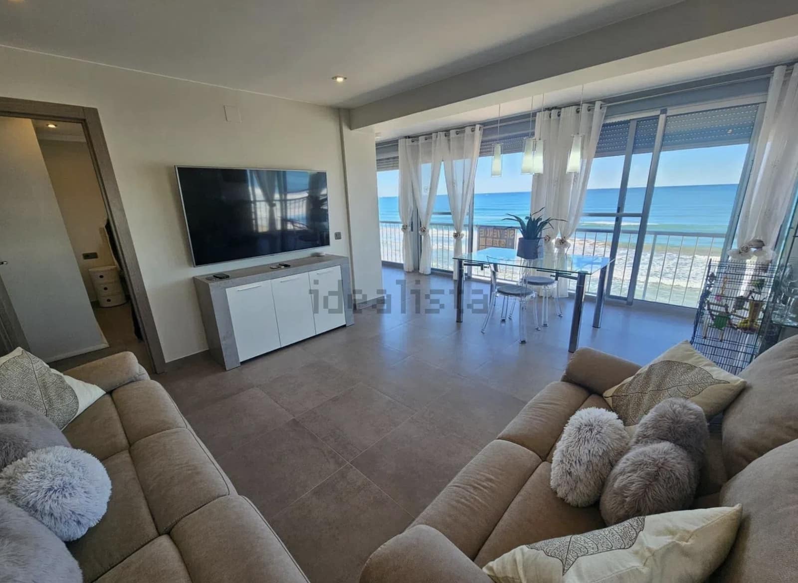 6 sovrum Semi-fristående Villa till salu i Valencia stad med garage - 475 000 € (Ref: 9894894)