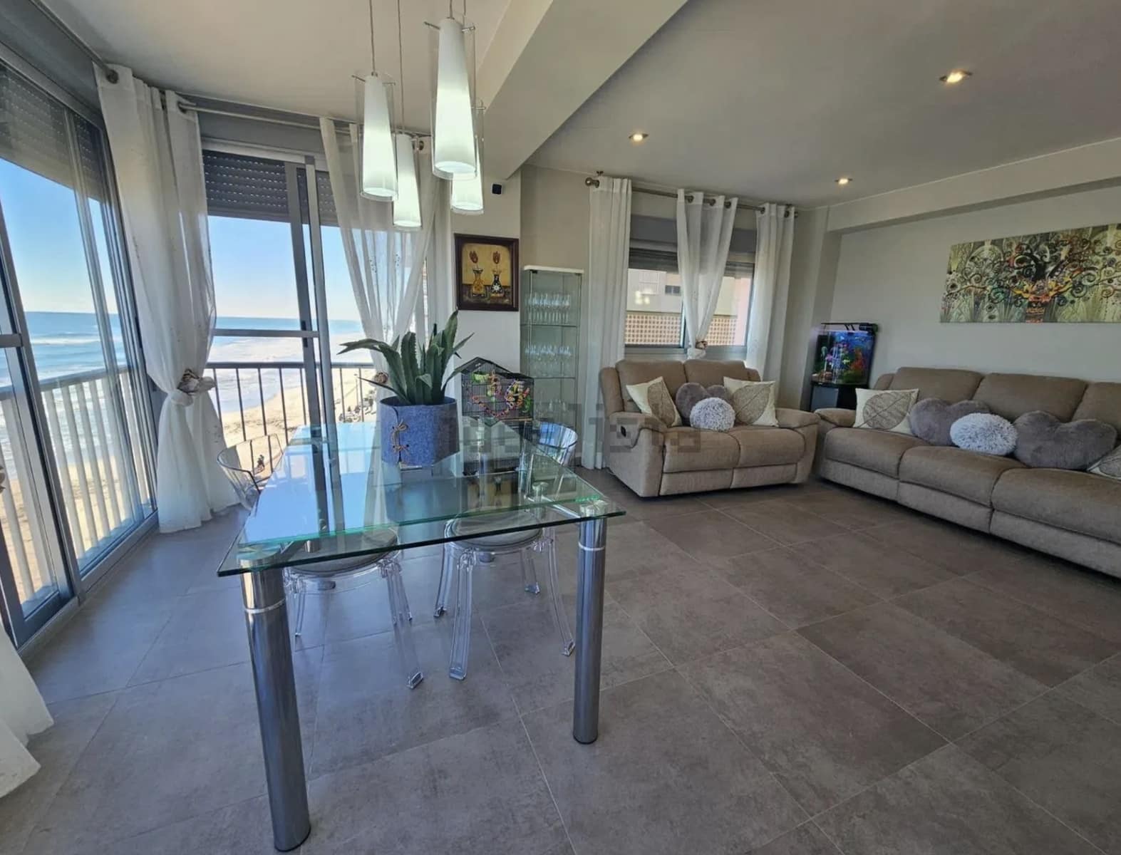 6 sovrum Semi-fristående Villa till salu i Valencia stad med garage - 475 000 € (Ref: 9894894)