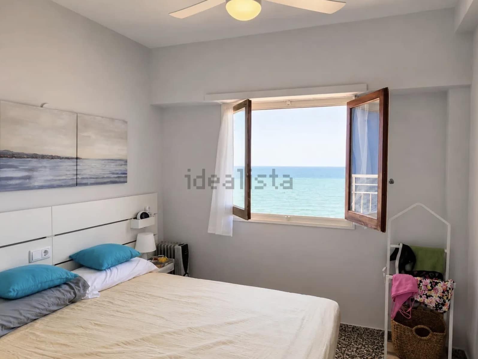 2 bedroom Beach Apartment for sale in Valencia city with pool - € 249,000 (Ref: 9938596)