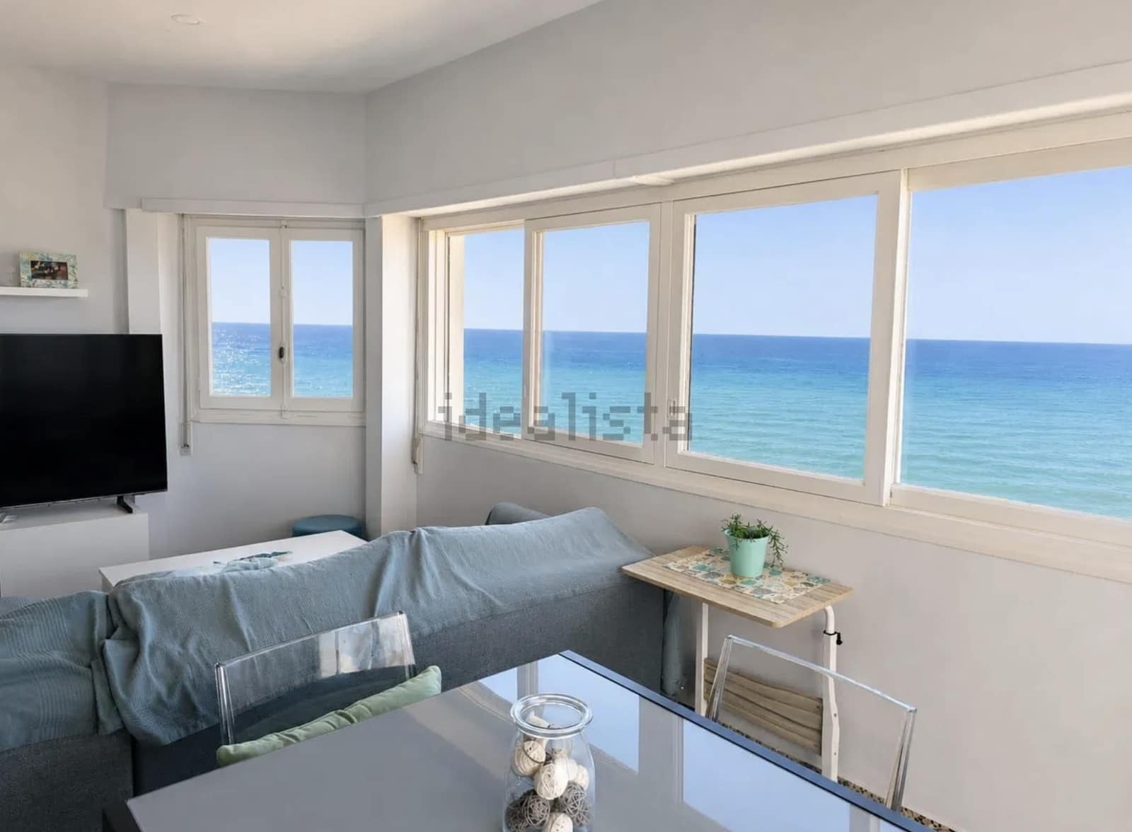 2 bedroom Beach Apartment for sale in Valencia city with pool - € 249,000 (Ref: 9938596)