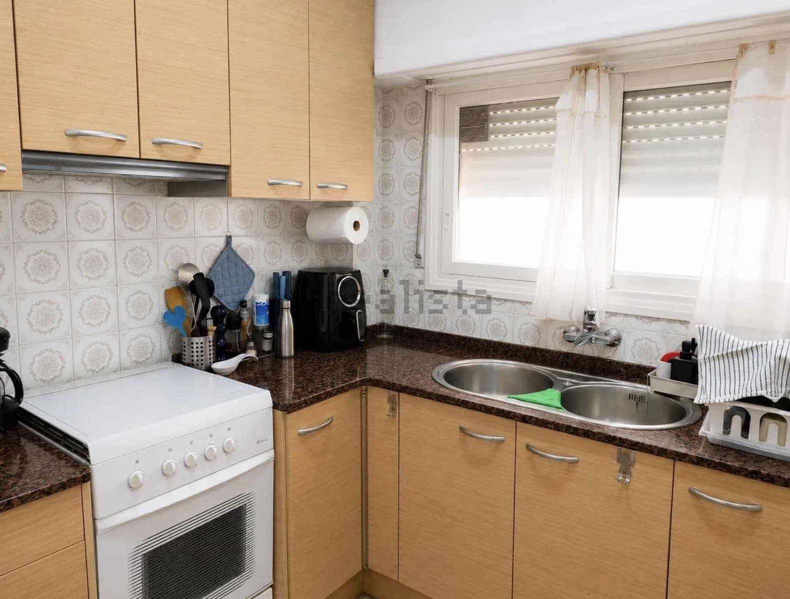 2 bedroom Beach Apartment for sale in Valencia city with pool - € 249,000 (Ref: 9938596)