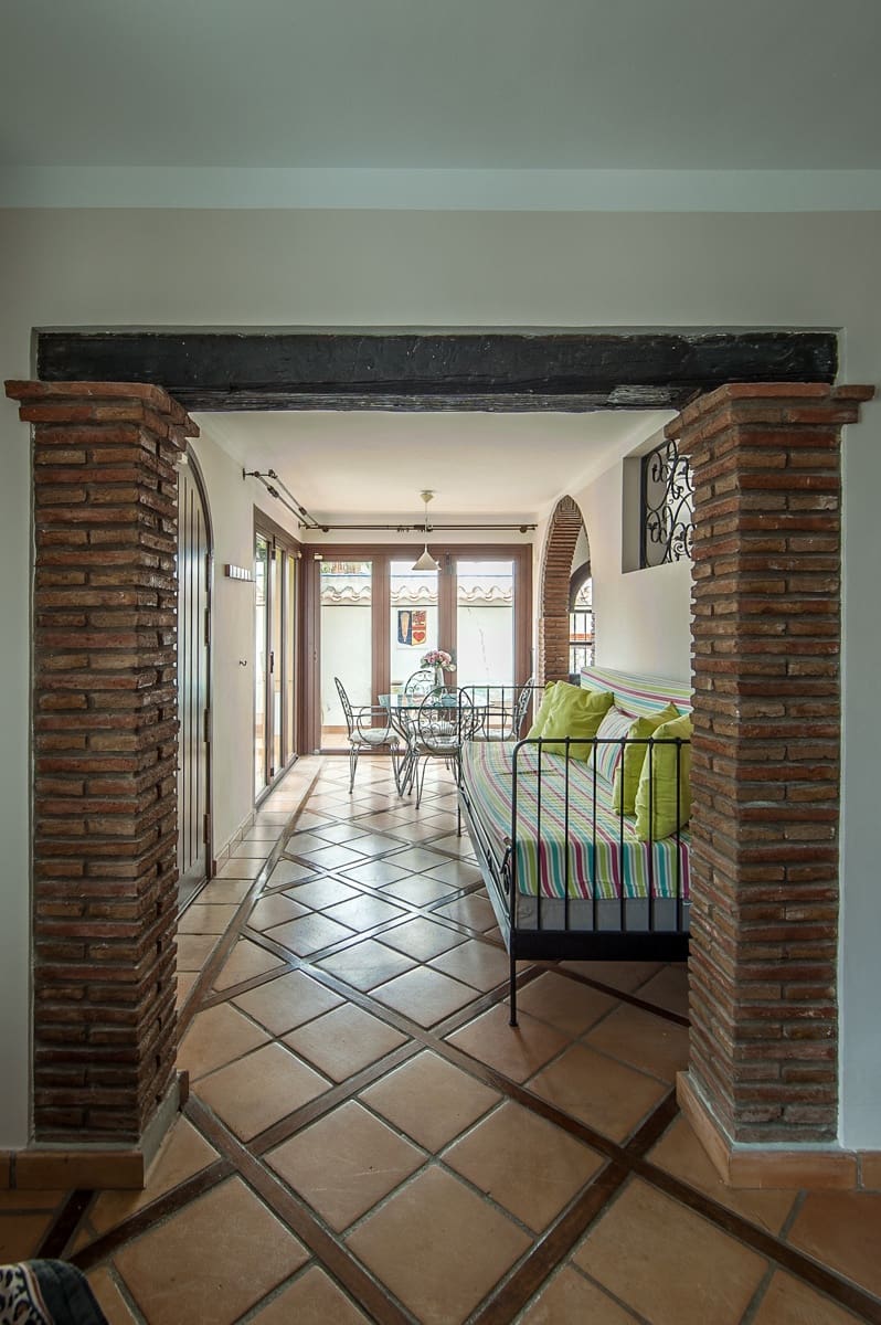 6 makuuhuone Rivitalo myytävänä paikassa Fuengirola mukana uima-altaan 
autotalli - 810 000 € (Ref: 9778657)