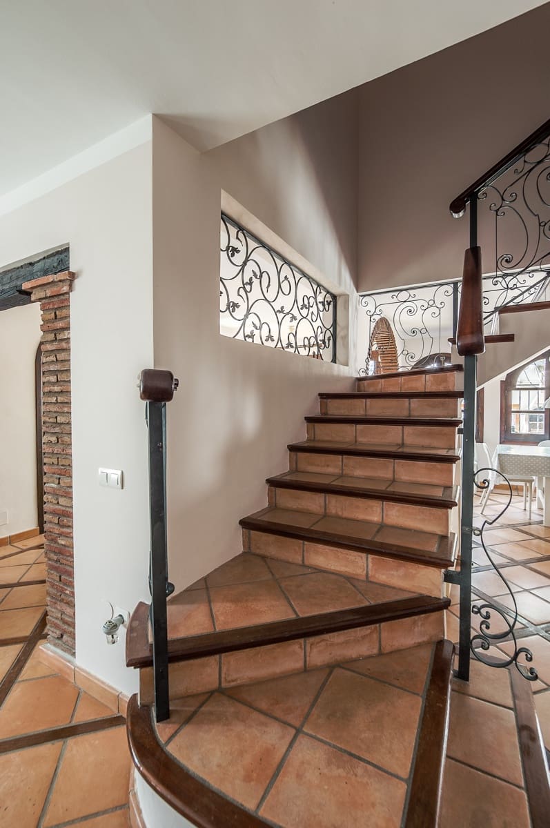 6 makuuhuone Rivitalo myytävänä paikassa Fuengirola mukana uima-altaan 
autotalli - 810 000 € (Ref: 9778657)