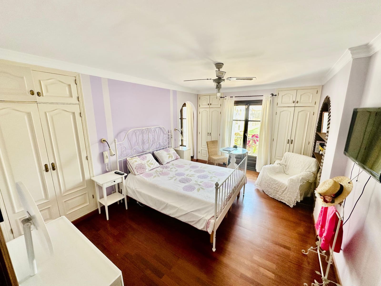 6 makuuhuone Rivitalo myytävänä paikassa Fuengirola mukana uima-altaan 
autotalli - 810 000 € (Ref: 9778657)