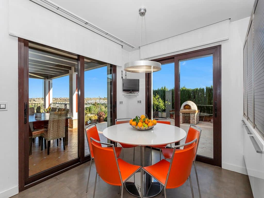 6 bedroom Villa for sale in Algorfa - € 1,550,000 (Ref: 9782523)