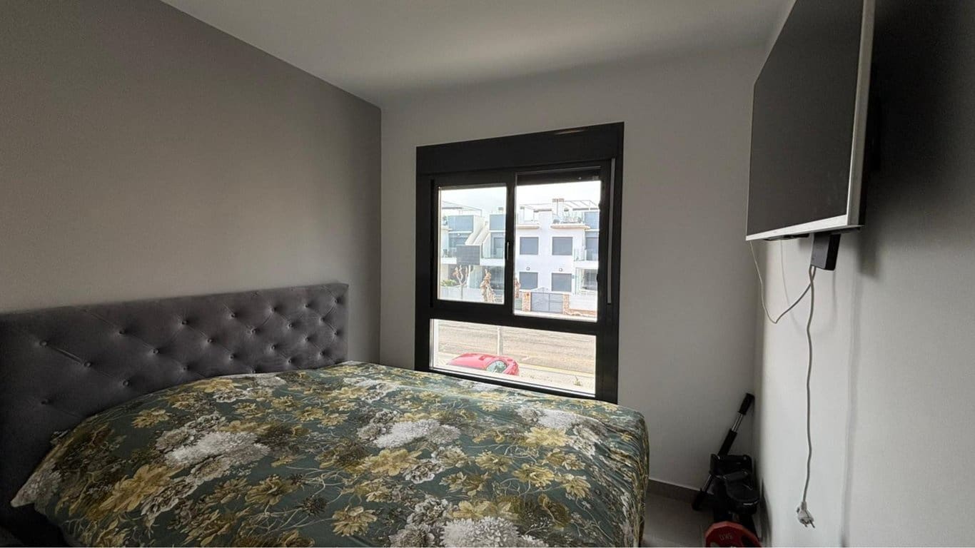 2 soverom Leilighet til salgs i Torre de la Horadada med svømmebasseng garasje - € 254 900 (Ref: 9795505)