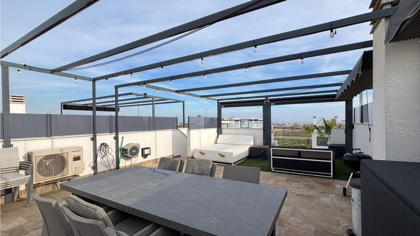 2 soverom Leilighet til salgs i Torre de la Horadada med svømmebasseng garasje - € 254 900 (Ref: 9795505)