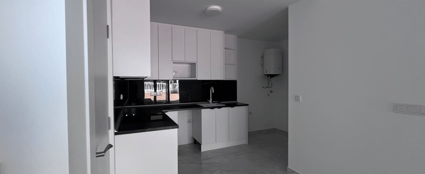 2 chambre Bungalow à vendre à Torrevieja avec piscine - 255 000 € (Ref: 9798278)